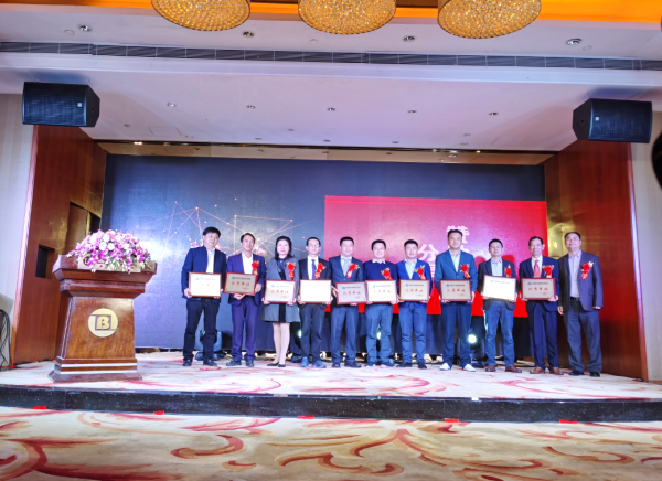 億博檢測榮幸受邀參加深圳市產(chǎn)品檢測行業(yè)協(xié)會2020年會頒獎(jiǎng)典禮